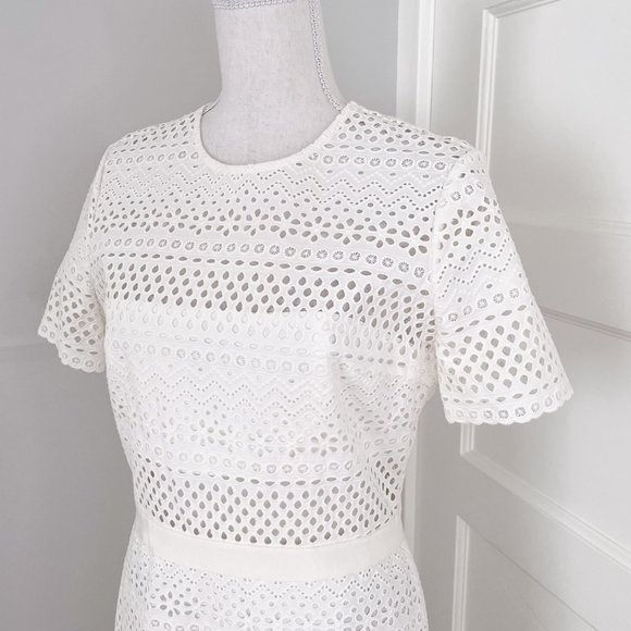Self-Portrait White Bea Embroidered Eyelet Cutout Bridal Midi Dress US Size 8 - Picture 3 of 9